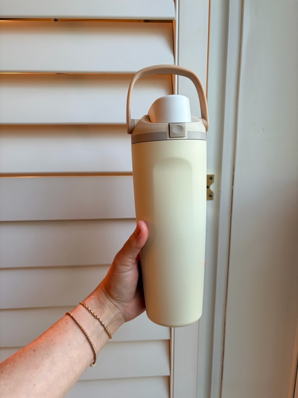 Owala FreeSip Sway 30oz Lightly Toasted Cream Tan